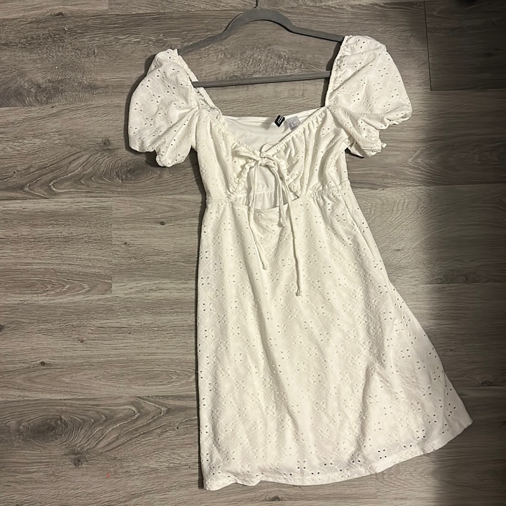 white h and m dress